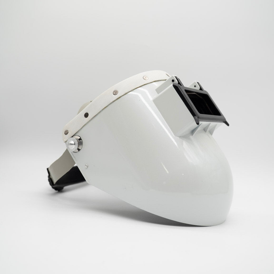 Tiger Scoop - White on White Leather