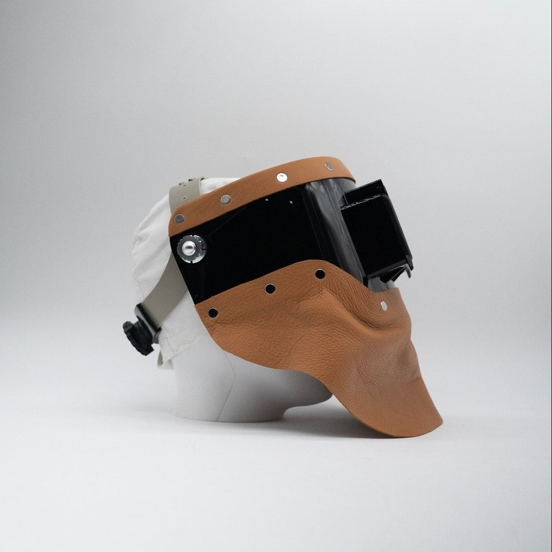 Tiger Scoop Pro - Black on Tan Leather