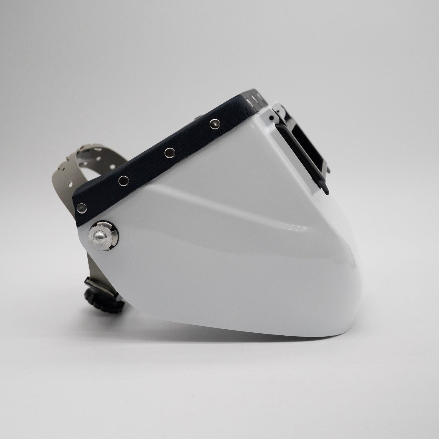 Phanthom - White On Navy Leather